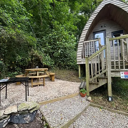 Heaves Woodlands And Pods * Levens